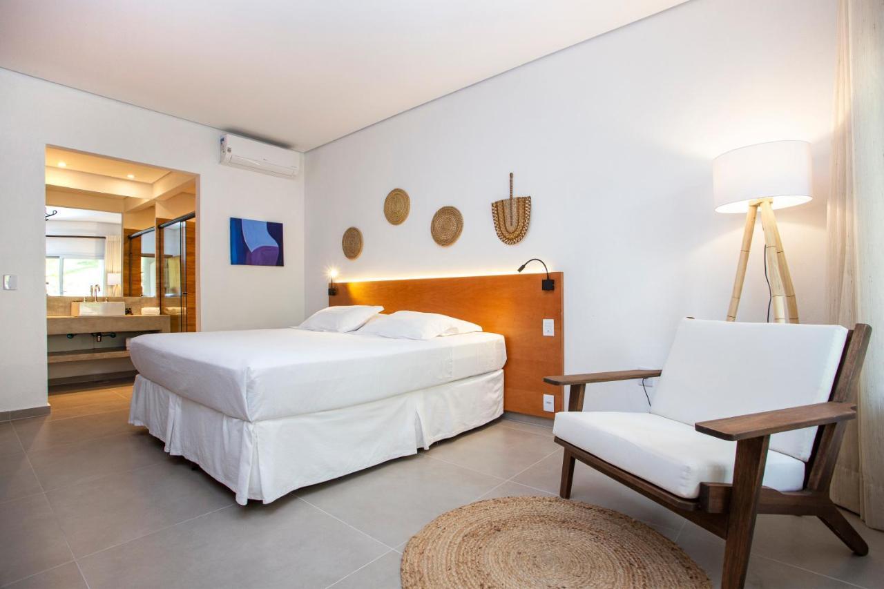 Double Room with Pool View,1381159349:JPEG